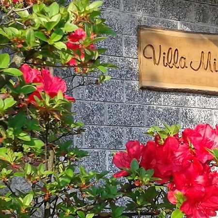 B&B Villa Mirella Casnate Con Bernate Exteriér fotografie